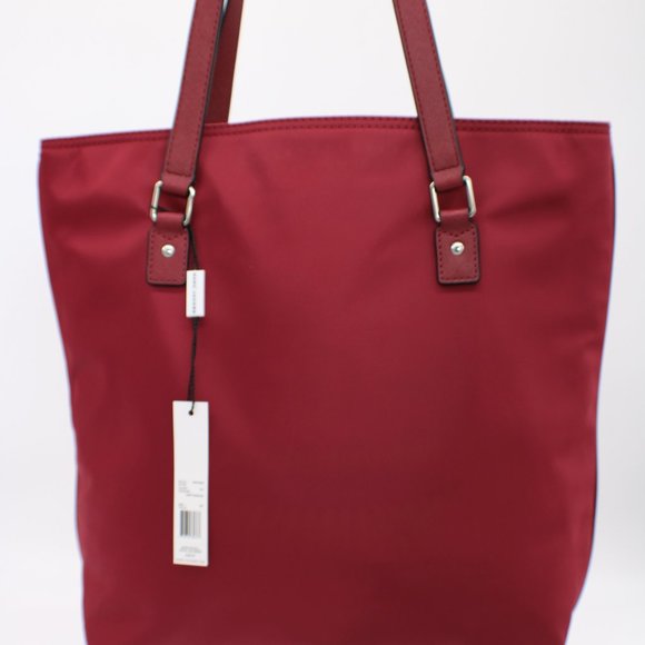 Marc Jacobs  Trooper Nylon Tote in Deep Maroon - Picture 4 of 5